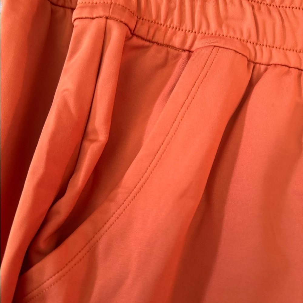 Zuda Z-Move Women’s Tapered Pant With Comfort Waistband Light Clay 5X - Picture 5 of 15